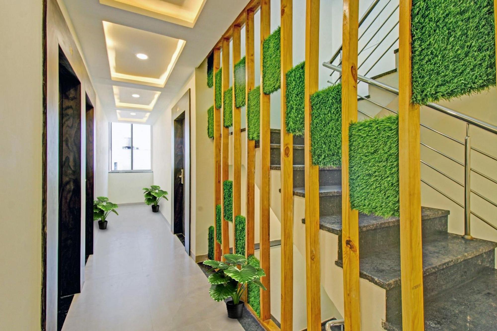 Townhouse Md Star Hotel Nagpur Exterior photo