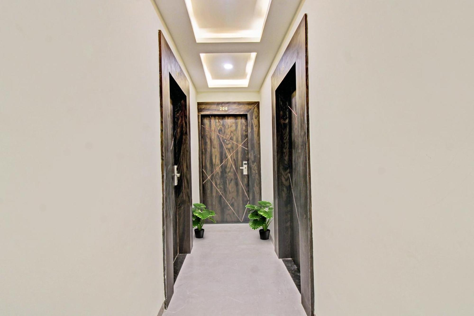Townhouse Md Star Hotel Nagpur Exterior photo